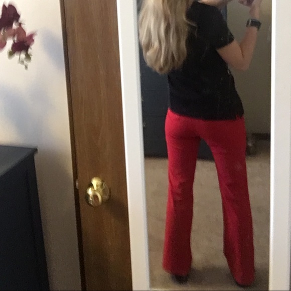 LIKE NEW! Scrub Bottoms - Picture 4 of 6